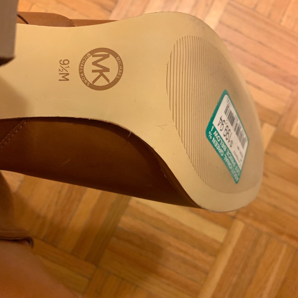 Michael Kors Leather Booties Size 9.5 - Picture 4 of 5